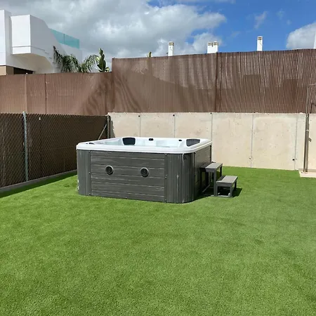 Villa With Jacuzzi Golf Vistabella